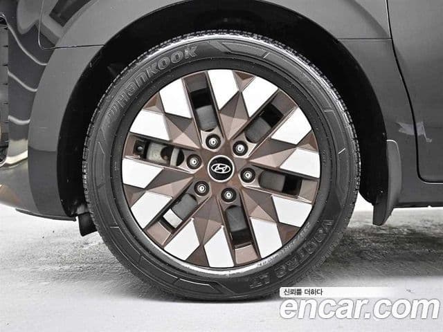 Hyundai Staria 2021 — Şəkil 4/19