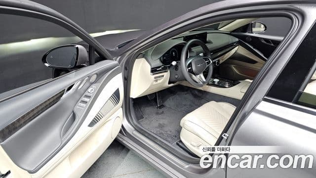 Genesis Electrified G80 2023 — ფოტო 10/20
