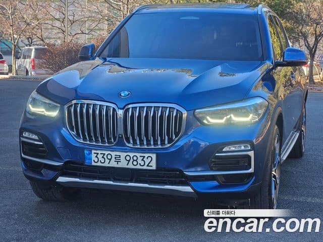 BMW X5 2021 — Photo 19/20