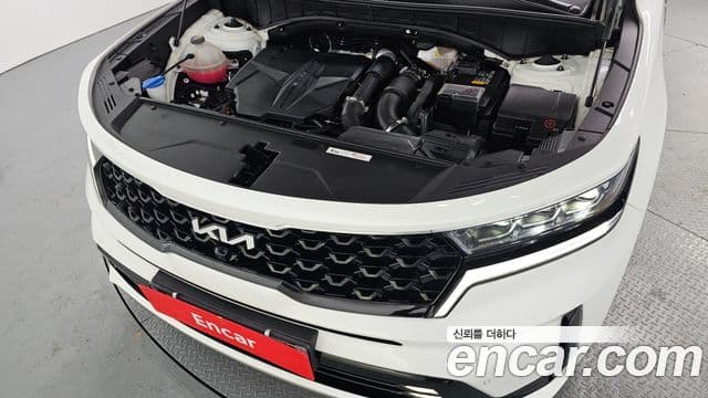 Kia Sorento 2023 — ფოტო 6/20