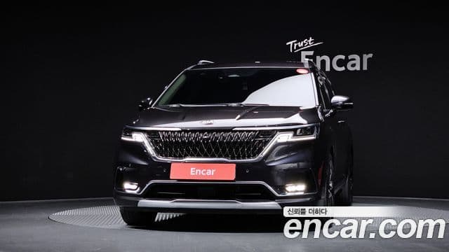 Kia Carnival 2021 — Фото 3/20