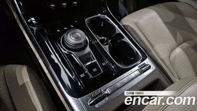 Kia Carnival 2021 — Фото 9/20