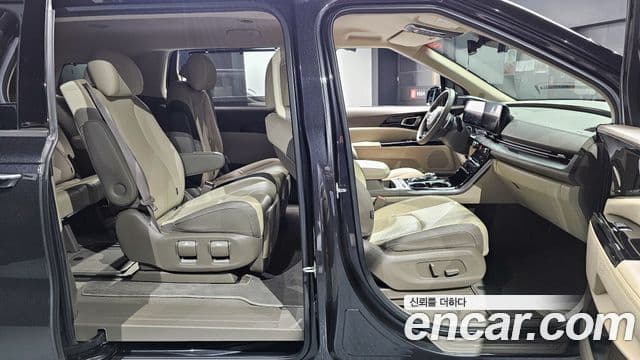 Kia Carnival 2021 — Фото 10/20