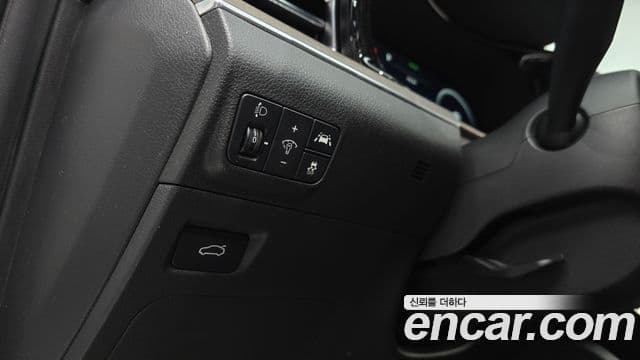 Kia K5 2021 — ფოტო 14/20