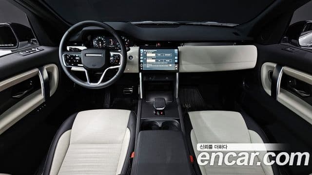 Land Rover Discovery Sport 2025 — ფოტო 7/20