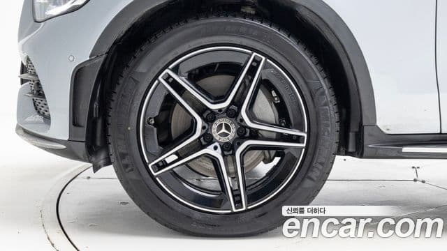 Mercedes-Benz GLC-Class 2023 — ფოტო 4/20