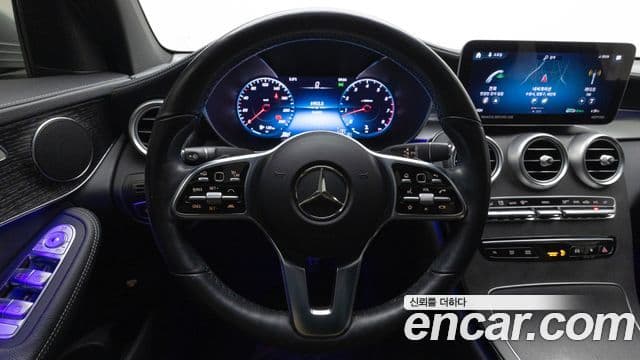Mercedes-Benz GLC-Class 2023 — ფოტო 18/20