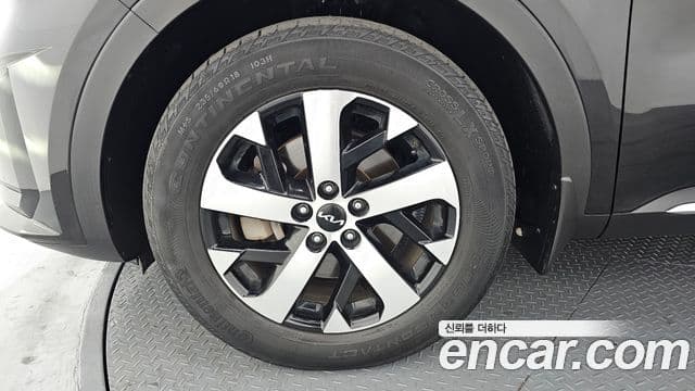 Kia Sorento 2021 — фото 5 из 20