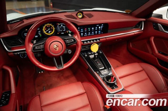 Porsche 911 2023 — фото 4 из 10