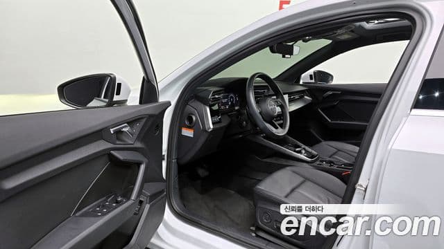 Audi A3 2022 — Şəkil 11/20