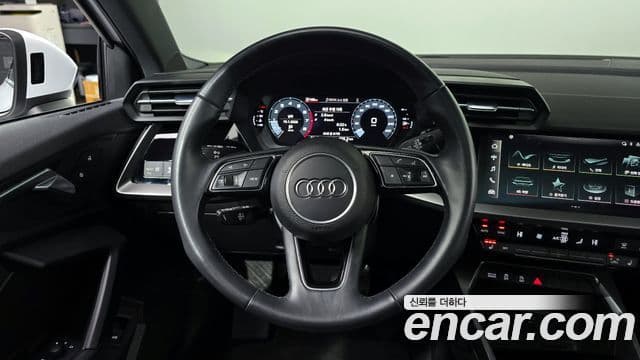 Audi A3 2022 — фото 13 из 20