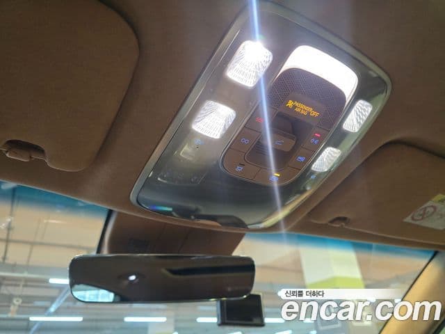 Genesis GV80 2020 — ფოტო 14/20