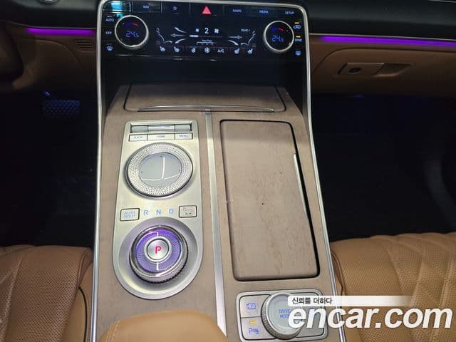 Genesis GV80 2020 — ფოტო 16/20