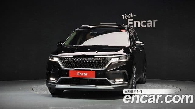 Kia Carnival 2021 — Фото 3/20