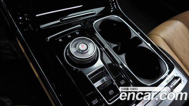Kia Carnival 2021 — Фото 9/20