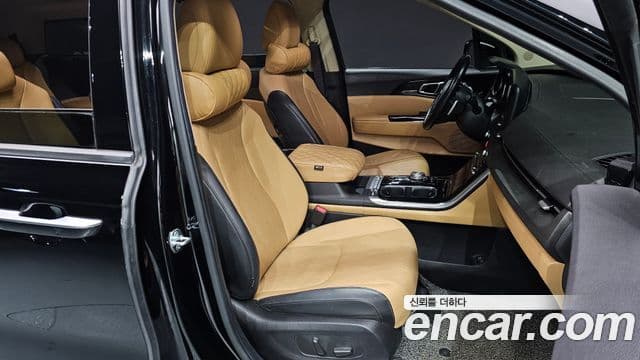 Kia Carnival 2021 — Фото 10/20
