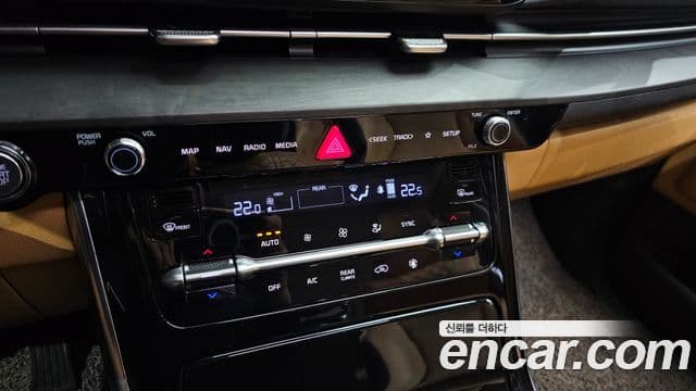 Kia Carnival 2021 — Фото 19/20