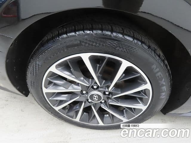 Hyundai Sonata 2021 — ფოტო 20/20