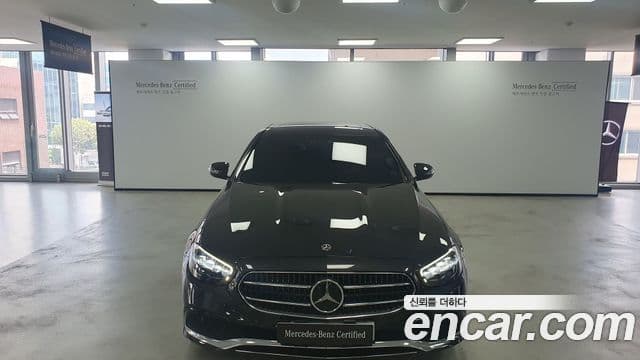 Mercedes-Benz E-Class 2020 — Фото 3/17