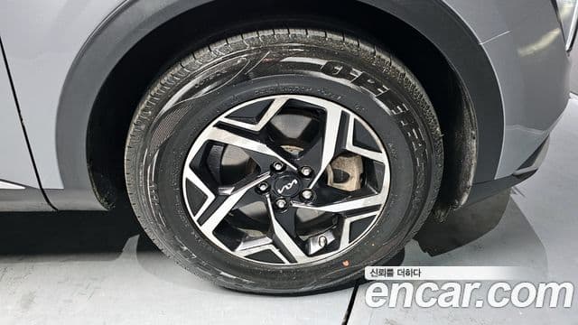 Kia Sportage 2021 — ფოტო 5/20
