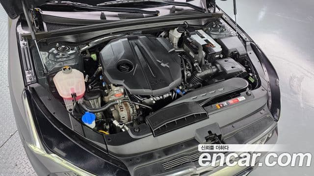 Kia K5 2020 — ფოტო 6/20