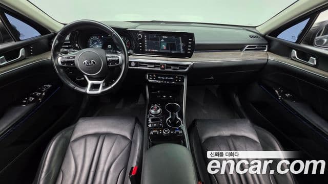 Kia K5 2020 — ფოტო 7/20