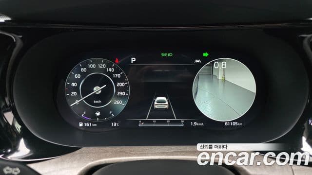 Kia K5 2020 — ფოტო 8/20