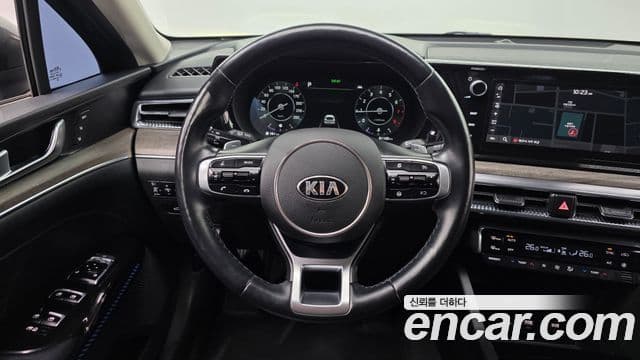 Kia K5 2020 — Şəkil 13/20