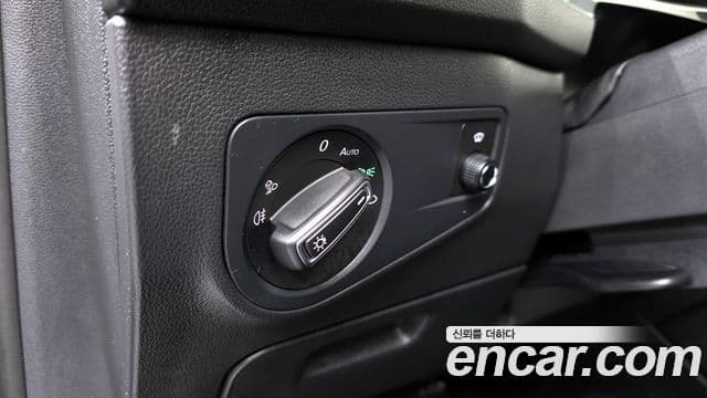 Volkswagen Tiguan Allspace 2022 — ფოტო 11/20