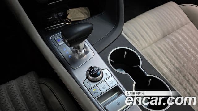 Genesis G70 2019 — Şəkil 9/20