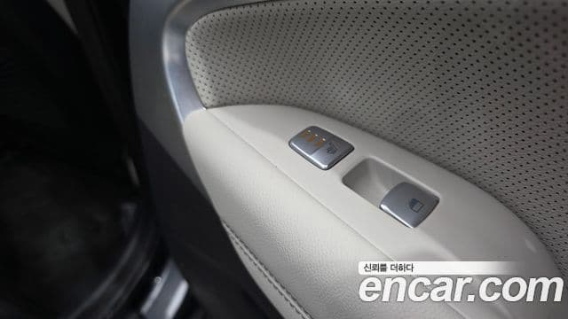 Genesis G70 2019 — Şəkil 19/20