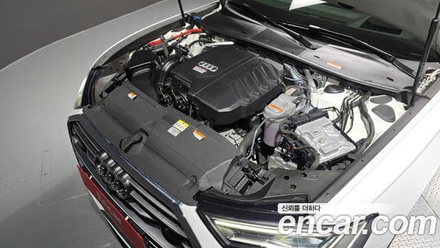 Audi A6 2022 — ფოტო 6/20