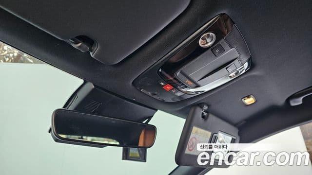 Kia Sportage 2021 — ფოტო 17/20