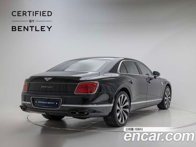 Bentley Flying Spur 2024 — ფოტო 3/20