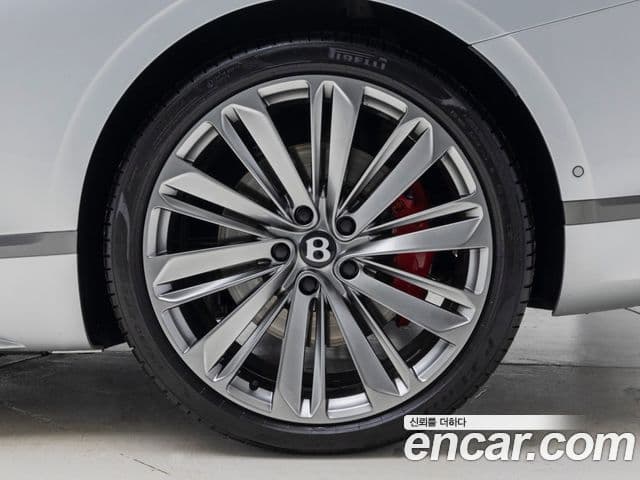 Bentley Continental GT 2025 — фото 4 из 19