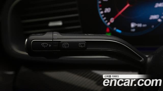 Mercedes-Benz GLE-Class 2023 — ფოტო 11/20
