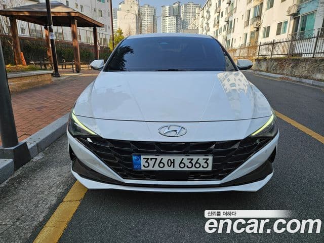 Hyundai The New Avante Hybrid 2022 — Şəkil 2/20
