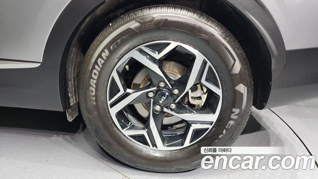 Kia Sportage 2022 — ფოტო 5/20