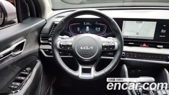 Kia Sportage 2022 — ფოტო 13/20
