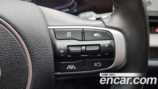 Kia Sportage 2022 — ფოტო 19/20
