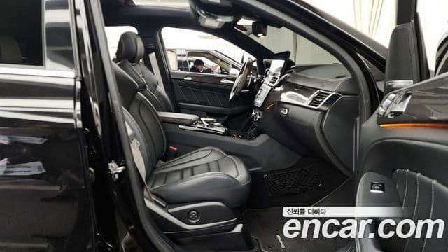 Mercedes-Benz GLE-Class 2019 — Şəkil 12/20