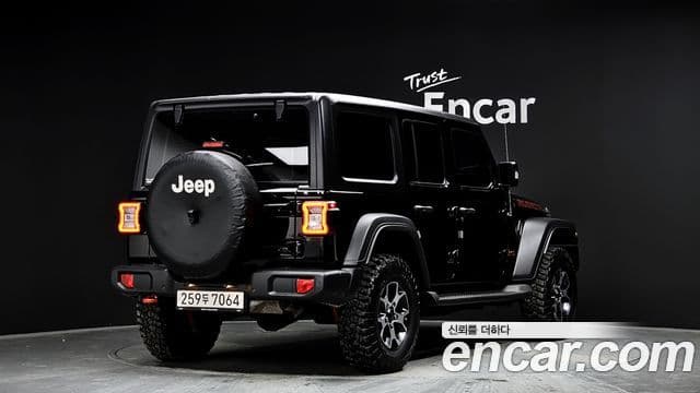 Jeep Wrangler 2020 — фото 2 из 20