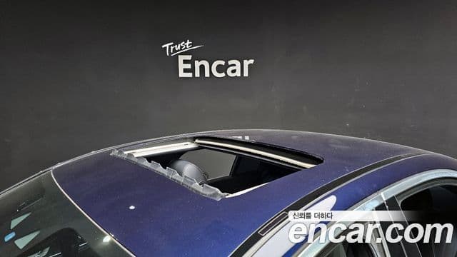 Mercedes-Benz E-Class 2020 — ფოტო 19/20