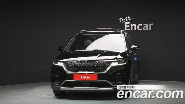 Kia Carnival 2023 — ფოტო 3/20
