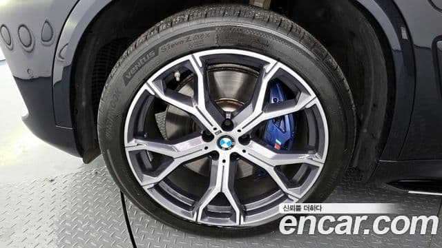 BMW X5 2021 — Photo 3/20