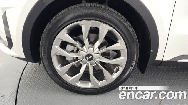 Kia Sorento 2021 — ფოტო 5/20