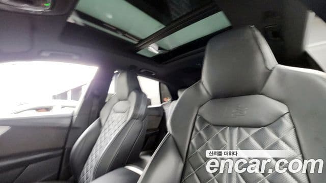 Audi Q7 2020 — ფოტო 19/20