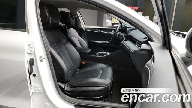 Kia K5 2020 — Şəkil 13/20