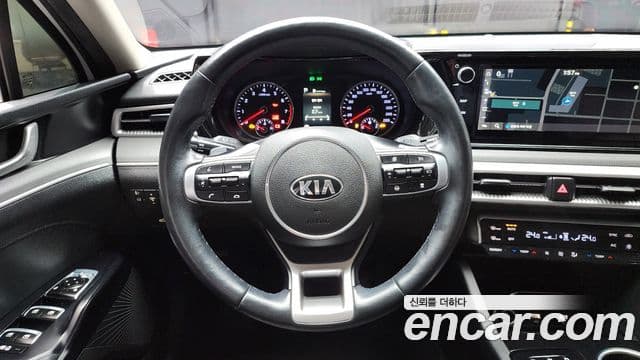Kia K5 2020 — Şəkil 14/20