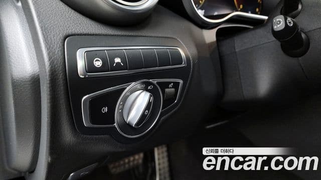 Mercedes-Benz C-Class 2021 — фото 16 из 20